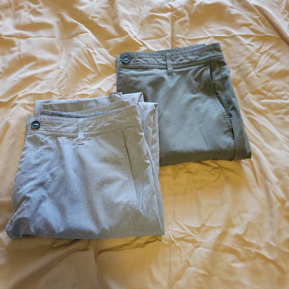 Linksoul ,2 PAIR, Mens 33x30 Golf Perform. Chino Pants Boardwalker  Grey & Green